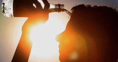 مركز المناخ يحذر من موجة حرارة قياسية تضرب البلاد هي الأعلى منذ 160 يوماً