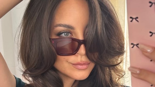 مريم الخشت تخطف الأنظار بإطلالة رقيقة في أحدث ظهور لها رفقة زوجها خلال احتفالها بعيد ميلادها