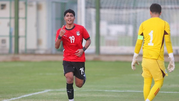 منتخب مصر للناشئين يكرر فوزه على الجزائر بهدفين نظيفين في مباراة ودية بمشاركة المحترفين