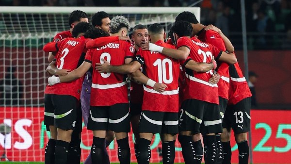 منتخب مصر يبدأ الاستعداد لكأس العالم وانطلاق المعسكر بدون لاعبي الزمالك