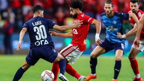 مواعيد مباريات اليوم الإثنين والقنوات الناقلة.. قمة الأهلي وبيراميدز وظهور الزمالك ومانشستر يونايتد