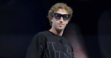 ميتا تطلق نسخة مارك زوكربيرج الرقمية للتفاعل مع الموظفين