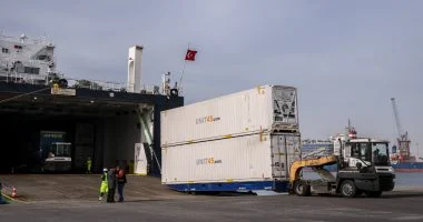 ميناء دمياط يتحول إلى مركز لوجستي عالمي لربط أوروبا بدول الخليج عبر خط الرورو