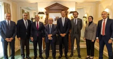 نائب رئيس الوزراء يبحث مع مؤسسات تمويل أمريكية سبل تعزيز الاستثمارات المشتركة بواشنطن