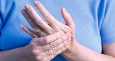 نصائح طبيعية لآلام المفاصل: استعادة الحركة وتقليل التيبس بفعالية