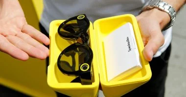 نظارات سناب الذكية تتجه نحو الاستغناء عن الهاتف الذكي