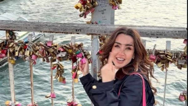 هنا الزاهد تخطف الأنظار بإطلالة غير تقليدية تبرز رشاقتها في أحدث ظهور لها