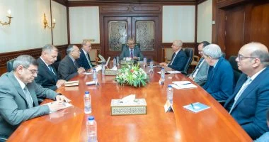 وزير الإنتاج الحربي يبحث مع رئيس اتحاد الصناعات سبل تعزيز التصنيع المحلي وتوطين التكنولوجيا