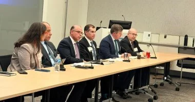 وزير الاستثمار يعرض خطة مصر لجذب ررؤوس الأموال في حوار مع مؤسسات أمريكية