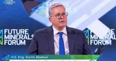 وزير البترول يوجه بترشيد النفقات وتطوير الأداء لتعزيز كفاءة وإنتاجية شركات القطاع