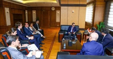 وزير التخطيط يبحث مع وفد الخزانة الفرنسية مواجهة تداعيات الأزمات الإقليمية على الاقتصاد المصري