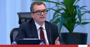 وزير التخطيط يعلن تراجع معدل التضخم إلى 13.5% خلال شهر مارس الماضي وأداء إيجابي للاقتصاد