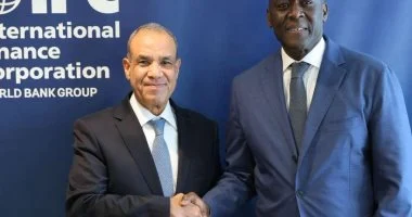 وزير الخارجية يبحث مع مؤسسة التمويل الدولية سبل تمكين القطاع الخاص وجذب الاستثمارات الأجنبية