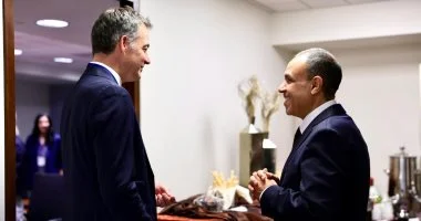 وزير الخارجية يبحث مع مدير برنامج الأمم المتحدة الإنمائي تعزيز التعاون التنموي وجهود الإعمار بغزة