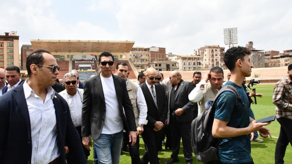 وزير الرياضة ومحافظ الدقهلية يتفقدان أعمال تطوير استاد المنصورة ونزل الشباب الجديد