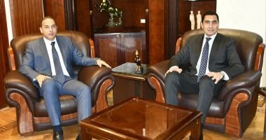 وزير الرياضة يتعاون مع الرقابة المالية لتمكين الشباب من أدوات التمويل غير المصرفي