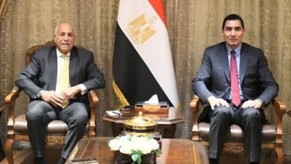 وزير الرياضة يهنئ حسين لبيب بتأهل الزمالك لنهائي الكونفدرالية ويؤكد دعم الدولة للأندية المصرية