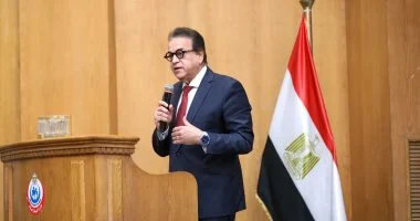 وزير الصحة يبحث مع رئيس جامعة هيروشيما تعزيز التعاون في التعليم الطبي والتدريب ونقل الخبرات اليابانية