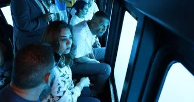 وزيرة التنمية المحلية تتفقد أول مركب وغواصة صديقة للبيئة تعمل بالطاقة الشمسية بشرم الشيخ