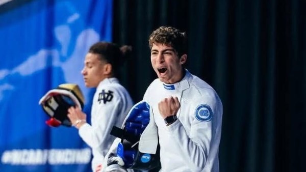 يوسف شامل يضمن الميدالية الثالثة لمصر بتأهله لنصف نهائي بطولة العالم للسلاح بالبرازيل