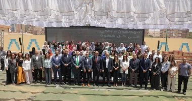 ڤودافون مصر تحتفي بنجاح برنامج معاكي لتمكين المرأة الريفية وتكرم سفيراته في المنيا