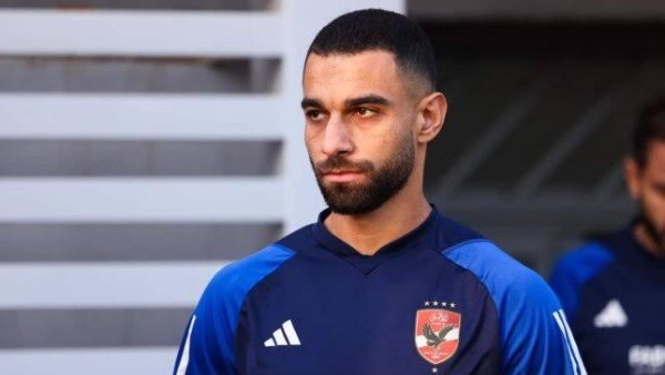 «أبويا التاني» .. عمرو السولية يعلن وفاة والد زوجته بكلمات مؤثرة