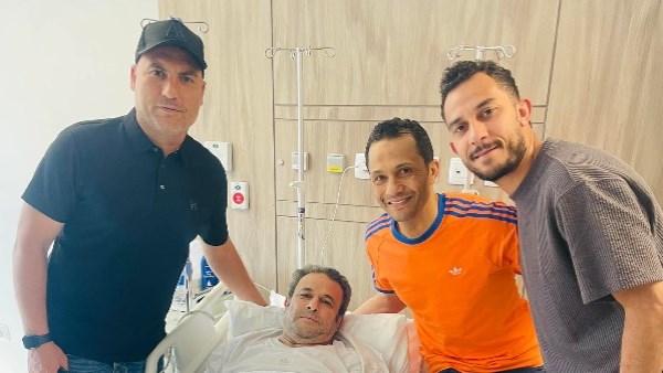 أحمد شوبير: حالة أيمن منصور مستقرة بعد خضوعه لعملية جراحية في الظهر
