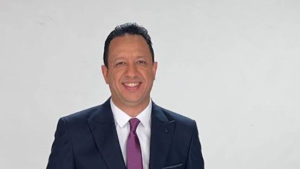 إسلام صادق: بيزيرا منح الزمالك الفوز على سموحة.. والأبيض يحتاج نقطة لحسم لقب الدوري