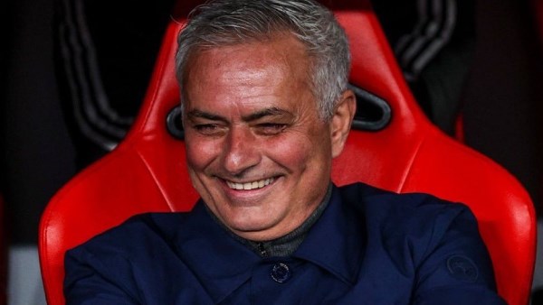 اتفاق تاريخي.. مورينيو مدربا لريال مدريد حتى 2029