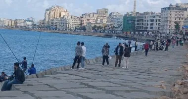«الأرصاد»: أمطار بمطروح ورياح مثيرة للأتربة اليوم.. والعظمى بأسوان تسجل 41 درجة