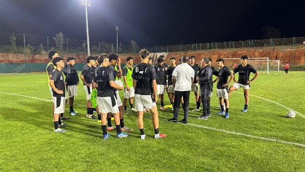 الإصابة تهدد نجم المنتخب المصري من التواجد في كأس العالم