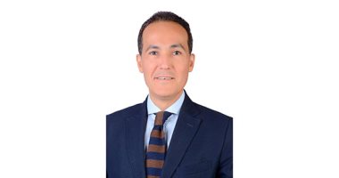 الدكتور محمد عوض يتابع خطط التحول الرقمي بالهيئة العامة للاستثمار والمناطق الحرة