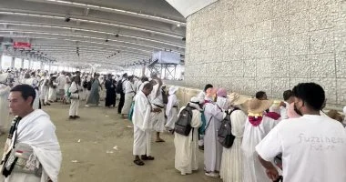 السياحة: الحجاج يقضون أيام التشريق بمخيمات منى وسط متابعة لحظية