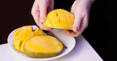 المانجو ومستوى السكر.. ماذا يحدث للجسم عند تناولها بانتظام؟