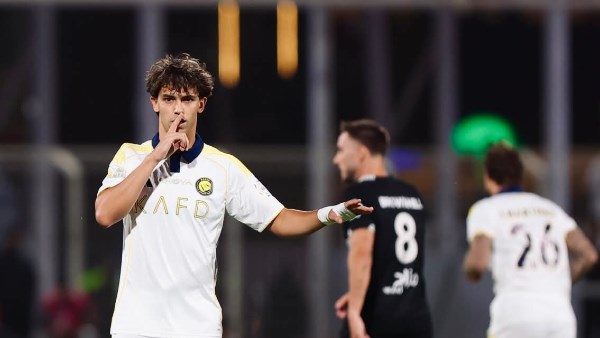 بثلاثية فيليكس وهدف تاريخي لرونالدو.. النصر يحسم قمة الشباب برباعية ويعزز صدارته للدوري السعودي