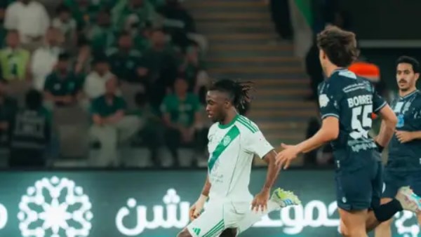 بثنائية كيسيه.. الأهلي يكتسح الأخدود برباعية ويُرسله رسمياً إلى دوري “يلو”