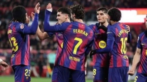 برشلونة بعد الفوز على أوساسونا: “اليوم قد نصبح أبطال الدوري الإسباني”