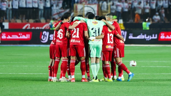 بسبب “فيديو مسيء”.. الأهلي يتقدم ببلاغ للنائب العام ضد مدحت عبد الهادي