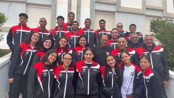 بعثة منتخب مصر للسباحة تصل وهران للمشاركة في بطولة إفريقيا 2026
