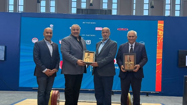 تقديرًا لدوره في تطوير اللعبة.. شركة روابط تكرم محمد المانع رئيس الاتحادين العربي والآسيوي لرفع الأثقال