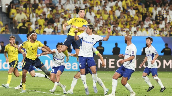 جامبا أوساكا يصعق النصر ويتوج بلقب دوري أبطال آسيا 2 على أرض الرياض