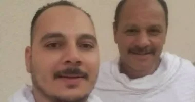 جمعتهما عمرة واحدة.. تفاصيل موت شاب حزنا على أبيه أثناء دفنه بالمنيا