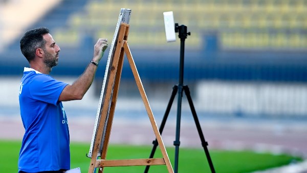 خالد الغندور: 188 ألف دولار عقوبة الزمالك لصالح فيريرا.. وهناك قضايا أخرى في الطريق