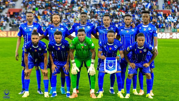 خالد طلعت: الهلال يضيق الفارق مع النصر لنقطتين “على طريقة الزمالك” حال هزيمة الخليج