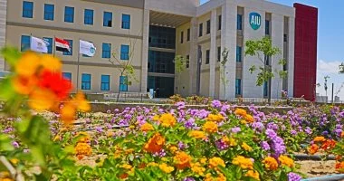خلية نحل لصناعة الأمل.. جامعة العلمين الدولية تجذب الاستثمارات