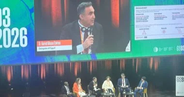 رئيس الخدمات البيطرية يستعرض بباريس تجربة مصر فى احتواء الأزمات الوبائية