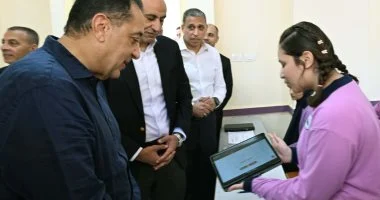 رئيس الوزراء من مجمع مدارس الجمهورية الجديدة ببولاق الدكرور: الدولة حريصة على تطوير التعليم
