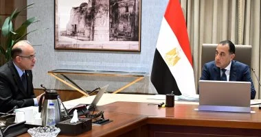 رئيس الوزراء يستعرض مع وزير الاستثمار والتجارة الخارجية عددا من ملفات العمل
