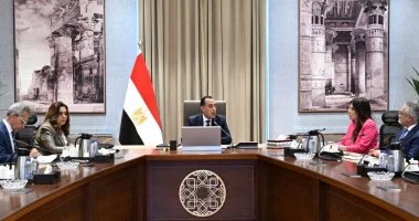 رئيس الوزراء يوجه بسرعة الانتهاء من التعديلات القانونية بالتصالح وتيسير الإجراءات