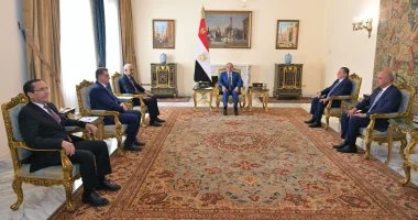 رئيس «بنك التنمية الأفريقي»: الاقتصاد المصري أثبت صموده أمام التحديات العالمية بفضل إصلاحات السنوات الـ10 الماضية